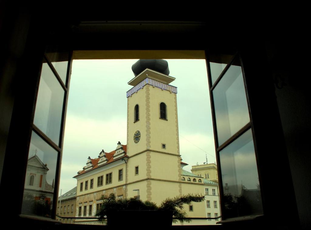 Hotel Zlaty Kohout Mlada Boleslav Luaran gambar