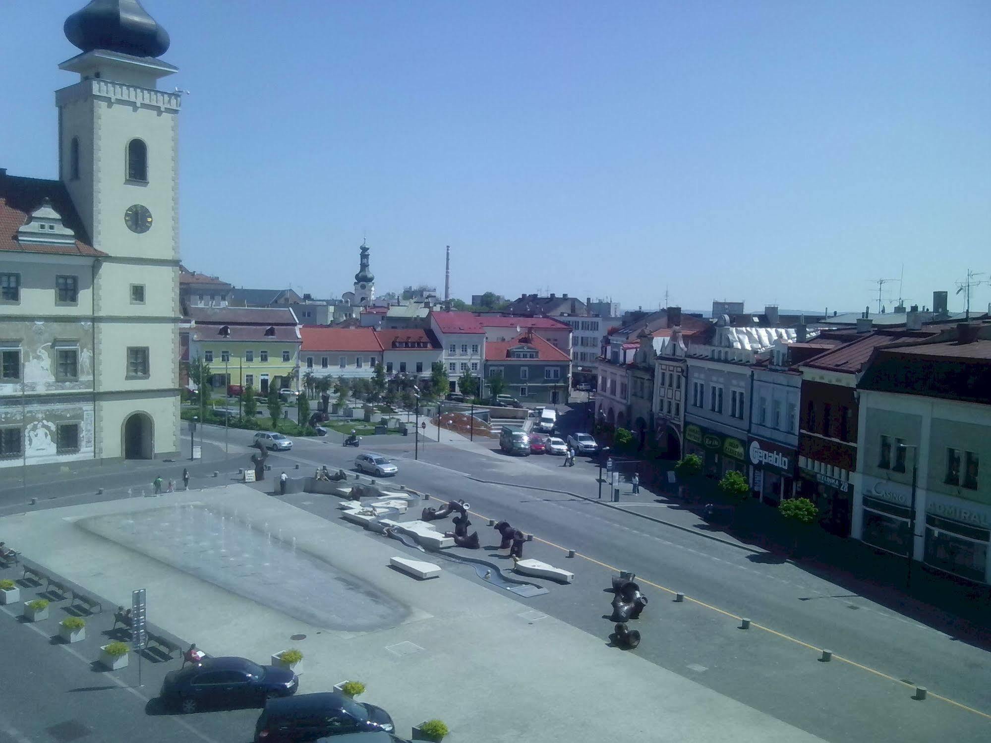 Hotel Zlaty Kohout Mlada Boleslav Luaran gambar